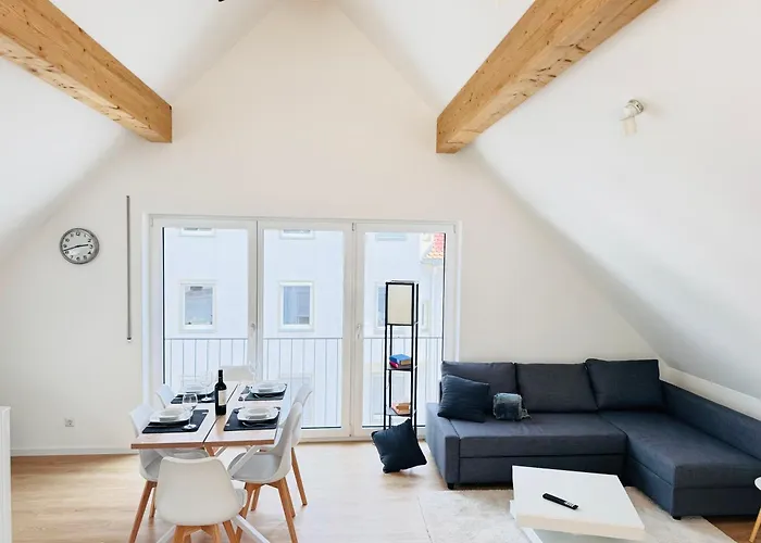 Modern-neu-nespresso-balkon-parkplatz Lejlighed