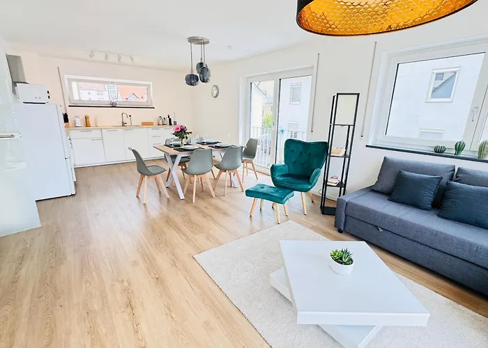 Modern-neu-nespresso-balkon-parkplatz Lejlighed