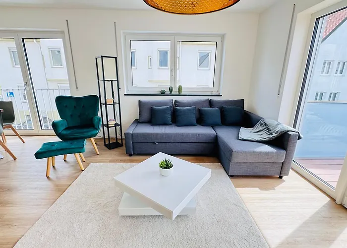 Modern-neu-nespresso-balkon-parkplatz Lejlighed Augsburg
